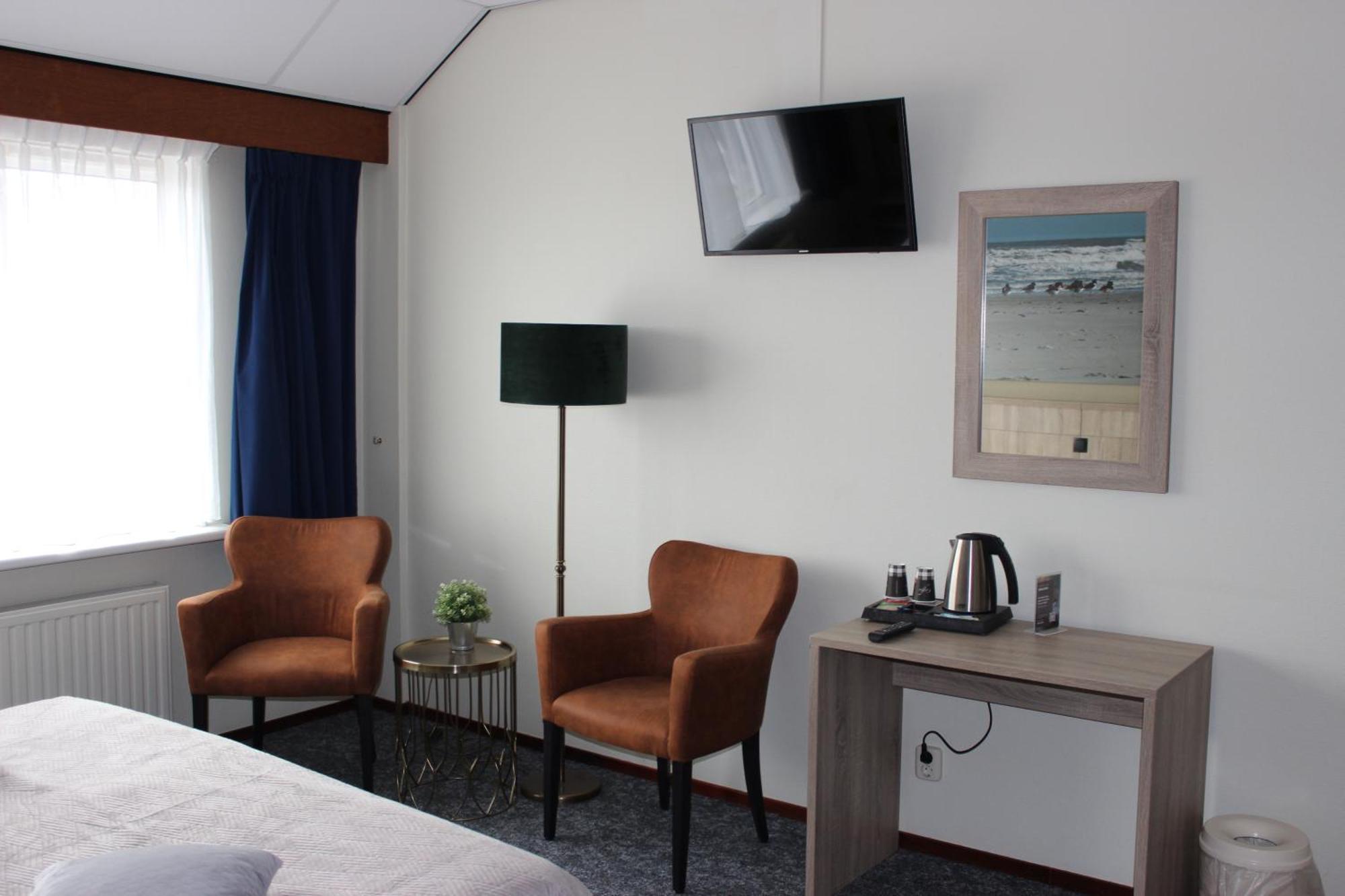 בורן Hotel "De Klok" מראה חיצוני תמונה