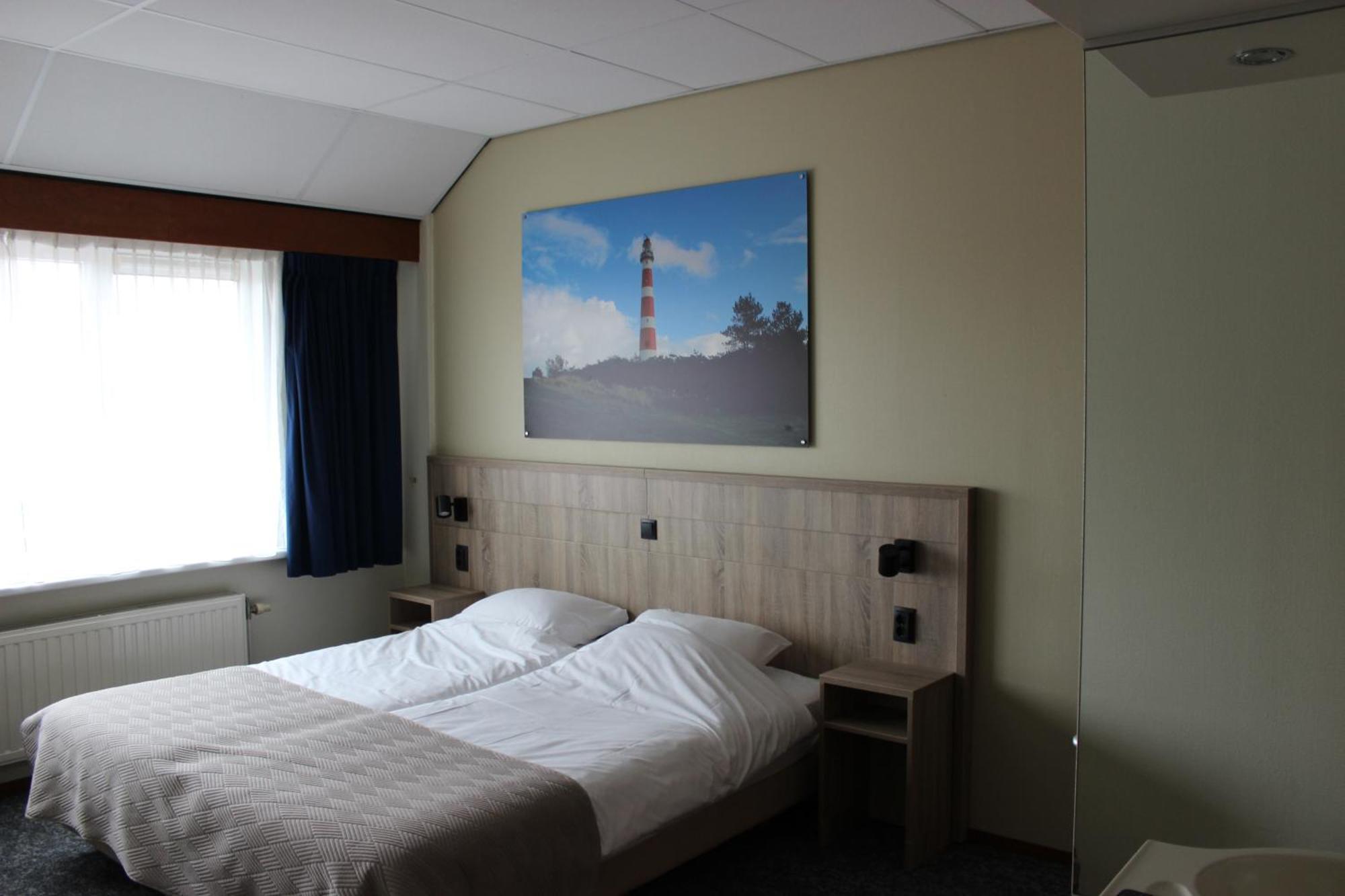 בורן Hotel "De Klok" מראה חיצוני תמונה